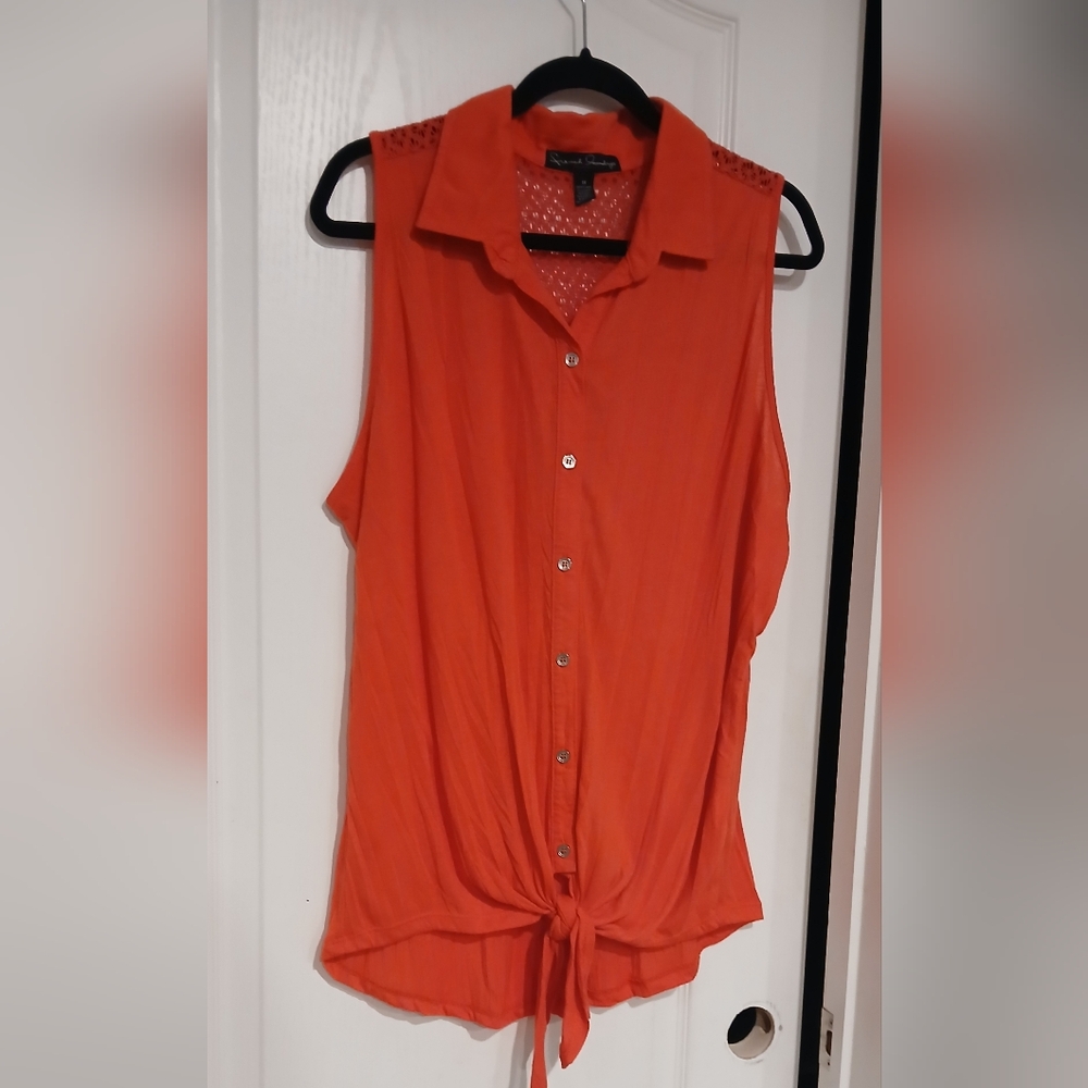 Red Sleeveless Tie Front Top - 1x